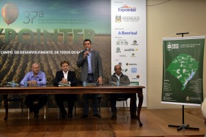 Reunião nacional da Associação Brasileira de Armazenagem discutiu a situação da armazenagem no Brasil e melhorias para o setor - Foto: Juliana Brum / Seapa
